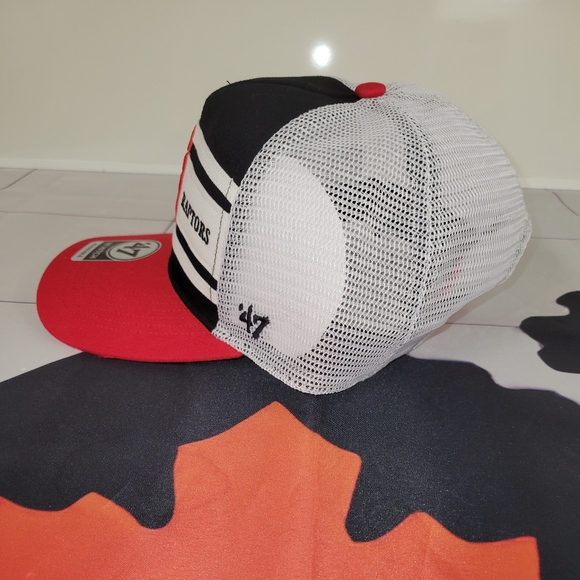 NWT Toronto Raptors Trucker Hat Style From 47 - Picture 2 of 4